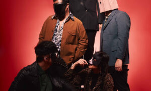 I Talk Too Much When I'm Drunk、'Be My Love'を公開