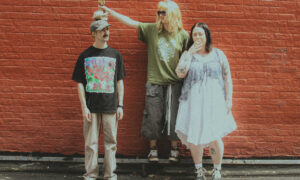 Sisters、'Weird Angel'を公開