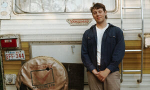 St.Arnaud、'Pretend Like You Do'を公開