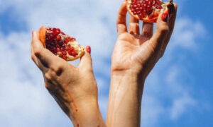 You and Me and You、'Pomegranate'を公開