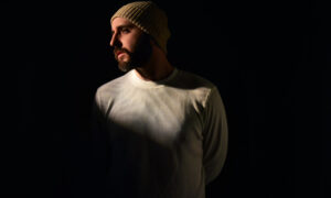 Thin Lear、'My Old Friend'のリリックビデオを公開