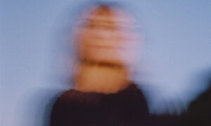 T. G. Shand、'Levitating The Knife'を公開