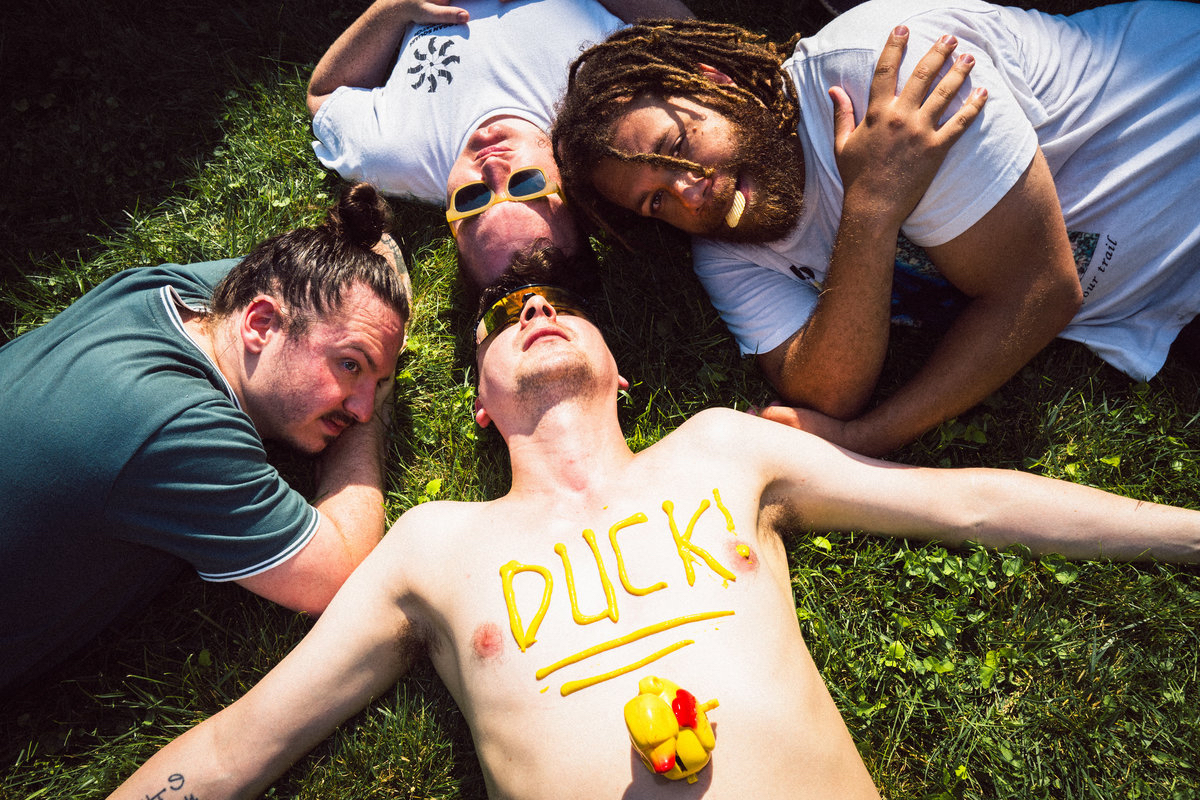 DUCK!